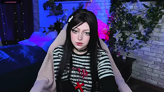 Morri Moon online show from May 30, 9:01 pm