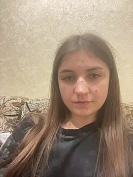 Snapshot of Anit_ti chatting on June 8, 7:03 pm Anit ti online show from June 8, 7:03 pm