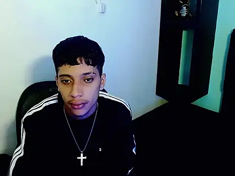 Snapshot of jl_brayan12 chatting on July 14, 4:17 am jl brayan12 online show from July 14, 4:17 am