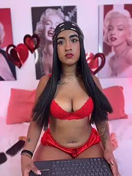 Snapshot of SofiaVitali_ chatting on May 25, 7:09 pm SofiaVitali online show from May 25, 7:09 pm