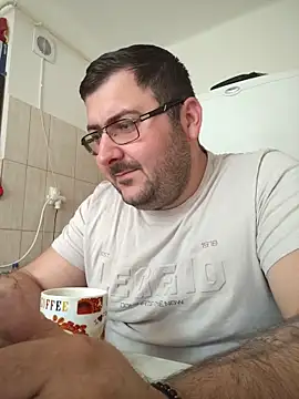Snapshot of GabyAndrey93 chatting on May 31, 8:21 am GabyAndrey93 online show from May 31, 8:21 am