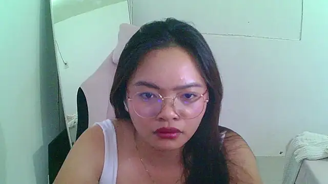 AlethiaBratsch online show from May 31, 2:24 pm