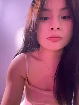 Snapshot of enen-123 chatting on June 16, 2:52 pm enen-123 online show from June 16, 2:52 pm