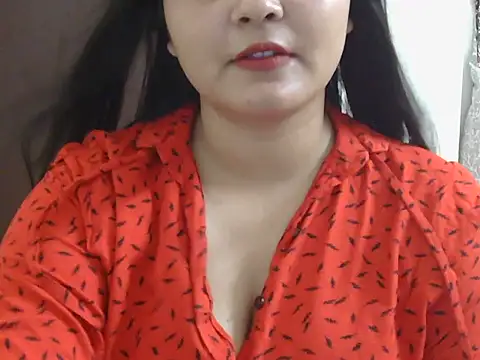 Snapshot of sexy_AAnyaa chatting on May 26, 11:39 am sexy AAnyaa online show from May 26, 11:39 am