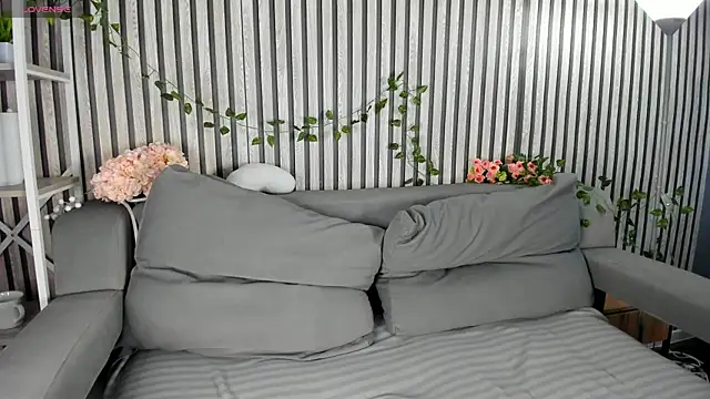 Snapshot of Betty_Brock chatting on July 11, 1:19 am Betty Brock online show from July 11, 1:19 am