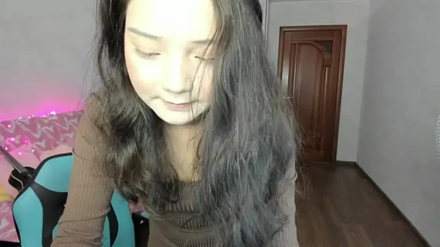Snapshot of milana_marttt chatting on June 23, 4:32 am milana marttt online show from June 23, 4:32 am