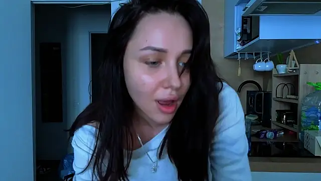 Snapshot of EsterCarterr chatting on May 26, 1:07 pm EsterCarterr online show from May 26, 1:07 pm