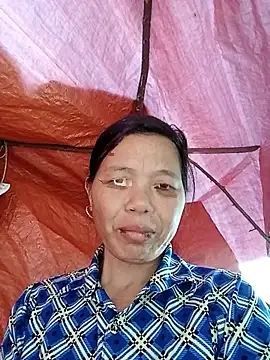 Snapshot of Elfledaa chatting on June 12, 1:48 am Elfledaa online show from June 12, 1:48 am