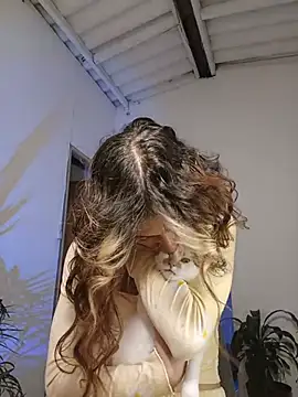 Snapshot of karenarango chatting on July 13, 9:56 am karenarango online show from July 13, 9:56 am