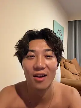 Snapshot of YourBadboy718 chatting on July 17, 4:56 pm YourBadboy718 online show from July 17, 4:56 pm