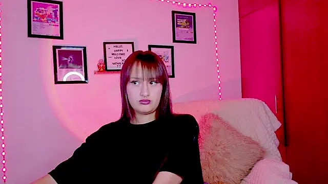 Snapshot of Natha_Ramirez chatting on June 29, 11:49 pm Natha Ramirez online show from June 29, 11:49 pm