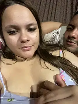 Snapshot of Laryssinha_69 chatting on July 12, 6:04 am Laryssinha 69 online show from July 12, 6:04 am