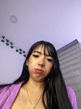 Snapshot of JeyLuxx chatting on July 14, 6:40 am JeyLuxx online show from July 14, 6:40 am
