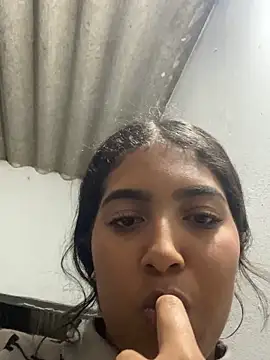 Snapshot of Sex_Latin699 chatting on June 15, 3:42 am Sex Latin699 online show from June 15, 3:42 am