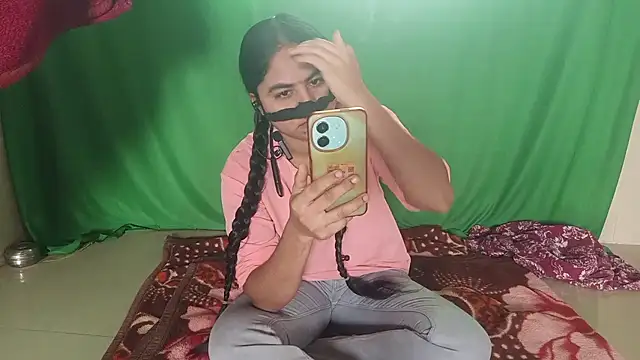 Snapshot of sakshi_moni chatting on July 5, 9:49 am sakshi moni online show from July 5, 9:49 am