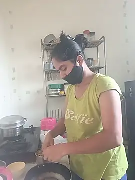 Snapshot of sakshi_moni chatting on July 16, 2:17 am sakshi moni online show from July 16, 2:17 am