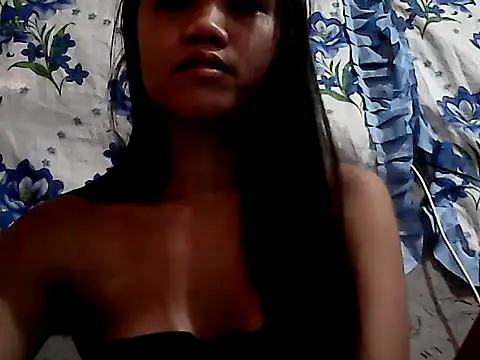 Snapshot of PINAY_SkinnyGirl123 chatting on July 2, 10:38 pm PINAY SkinnyGirl123 online show from July 2, 10:38 pm
