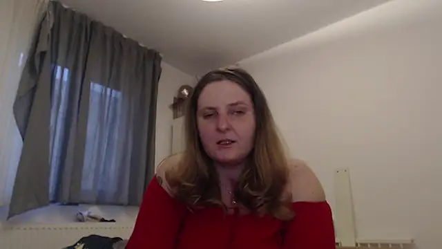 Snapshot of JessicaBake chatting on June 1, 5:03 pm JessicaBake online show from June 1, 5:03 pm