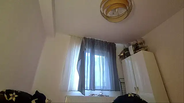 Snapshot of JessicaBake chatting on June 15, 4:09 pm JessicaBake online show from June 15, 4:09 pm