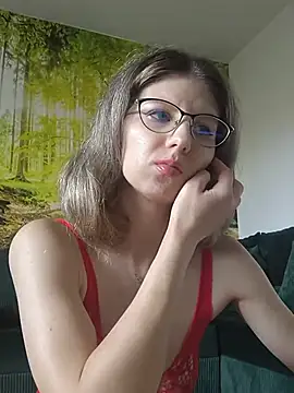 Snapshot of Selena_Rosse chatting on June 10, 12:48 pm Selena Rosse online show from June 10, 12:48 pm