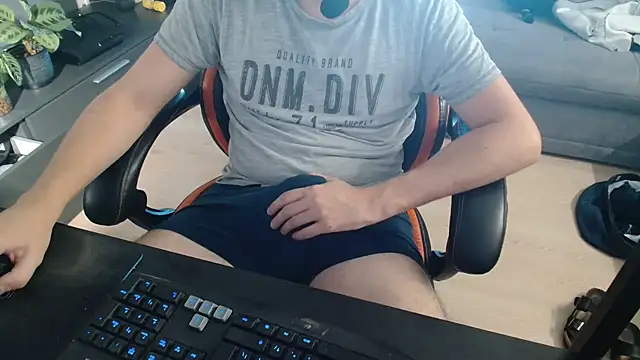 Pat CumShow4Dad online show from July 24, 5:44 pm