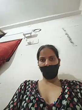 Snapshot of Neha-ji chatting on June 24, 5:12 pm Neha-ji online show from June 24, 5:12 pm