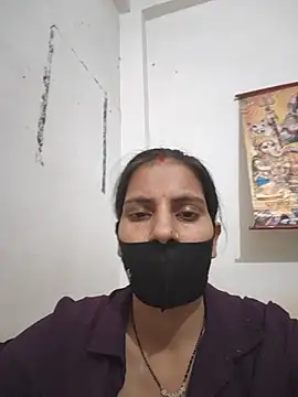 Snapshot of Neha-ji chatting on June 30, 1:23 pm Neha-ji online show from June 30, 1:23 pm