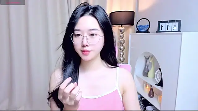 miuu6868 online show from July 12, 2:13 am