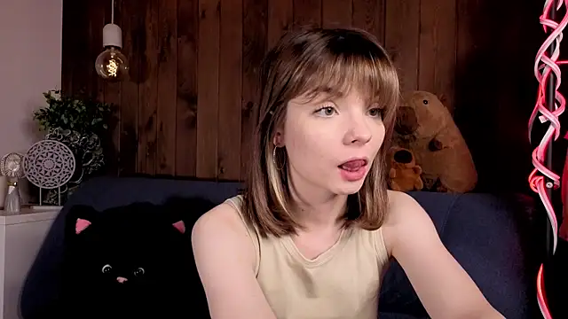 Snapshot of IvoryPesante chatting on July 16, 7:31 pm IvoryPesante online show from July 16, 7:31 pm