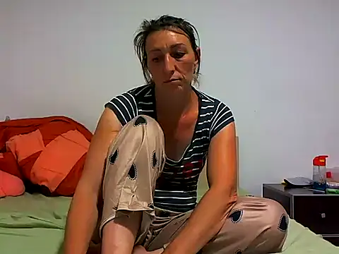 Snapshot of Kassandra06 chatting on May 27, 8:06 pm Kassandra06 online show from May 27, 8:06 pm