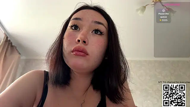 Snapshot of LilowNax chatting on July 16, 6:41 am LilowNax online show from July 16, 6:41 am