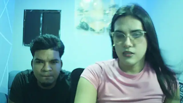 Snapshot of shannel_ydo chatting on May 25, 11:38 am shannel ydo online show from May 25, 11:38 am