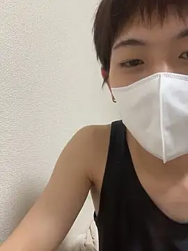 Snapshot of shoyan31goo chatting on May 26, 6:26 pm shoyan31goo online show from May 26, 6:26 pm