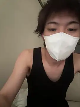 Snapshot of shoyan31goo chatting on May 27, 3:47 am shoyan31goo online show from May 27, 3:47 am