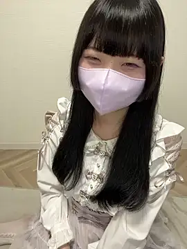 Reina 0129 online show from June 6, 10:20 am