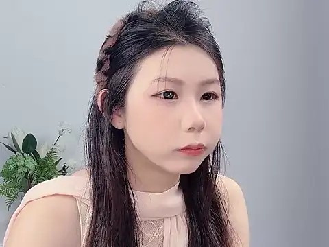 Snapshot of Rose_love69 chatting on May 30, 3:03 am Rose love69 online show from May 30, 3:03 am