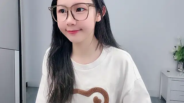 Snapshot of Rose_love69 chatting on July 15, 3:34 am Rose love69 online show from July 15, 3:34 am