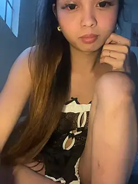 Snapshot of LadySachi chatting on June 1, 10:44 pm LadySachi online show from June 1, 10:44 pm