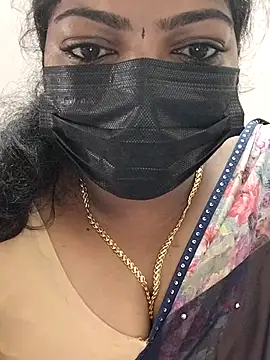 Snapshot of Sindhu-31 chatting on May 31, 6:21 am Sindhu-31 online show from May 31, 6:21 am