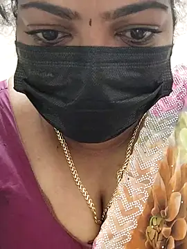 Snapshot of Sindhu-31 chatting on June 1, 6:26 am Sindhu-31 online show from June 1, 6:26 am