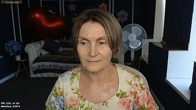 Snapshot of Mabel_Magic chatting on June 15, 12:07 pm Mabel Magic online show from June 15, 12:07 pm