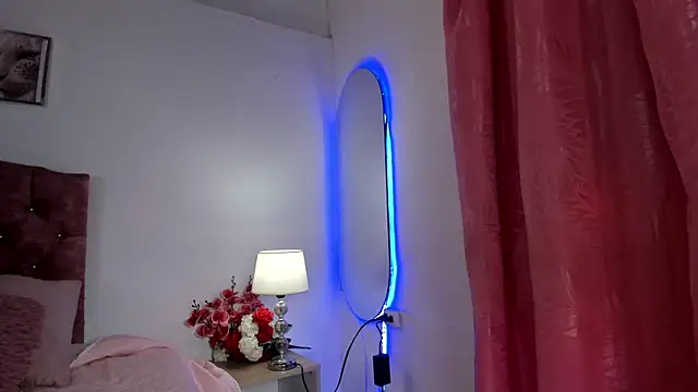 Snapshot of Mia_Nova5 chatting on June 21, 11:57 am Mia Nova5 online show from June 21, 11:57 am