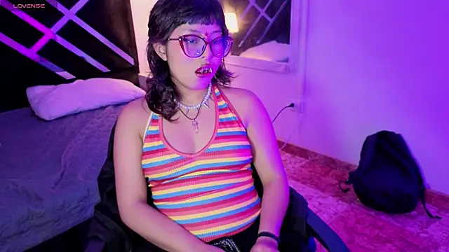 Snapshot of hannita_01 chatting on July 10, 11:57 am hannita 01 online show from July 10, 11:57 am