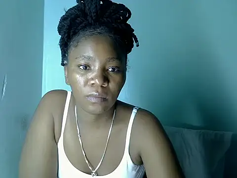 Snapshot of sassykisser chatting on May 27, 1:57 am sassykisser online show from May 27, 1:57 am