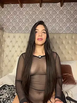 Snapshot of Amel_Rosse chatting on June 29, 2:28 pm Amel Rosse online show from June 29, 2:28 pm