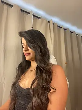 Snapshot of Amel_Rosse chatting on July 17, 9:08 pm Amel Rosse online show from July 17, 9:08 pm