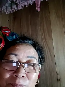 Snapshot of Orio-baby chatting on May 31, 2:24 pm Orio-baby online show from May 31, 2:24 pm