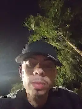 Snapshot of Danny__Santa__1 chatting on May 29, 1:58 am Danny Santa 1 online show from May 29, 1:58 am