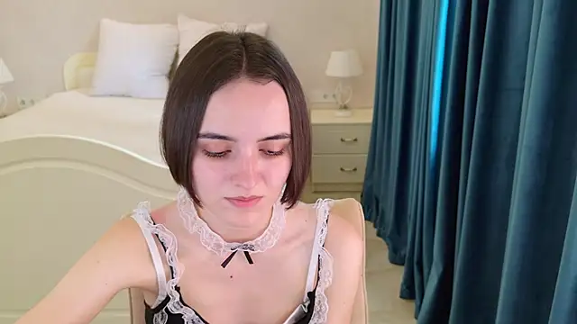 Daisy Heart online show from July 5, 8:10 am