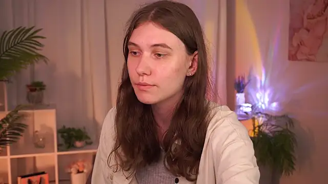 Snapshot of EmilyBellamy chatting on June 2, 3:25 pm EmilyBellamy online show from June 2, 3:25 pm